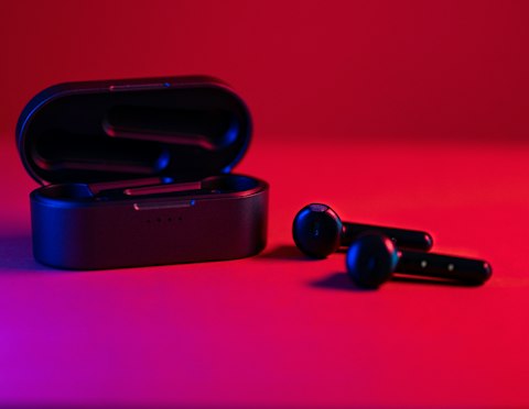 Wireless earbuds · black